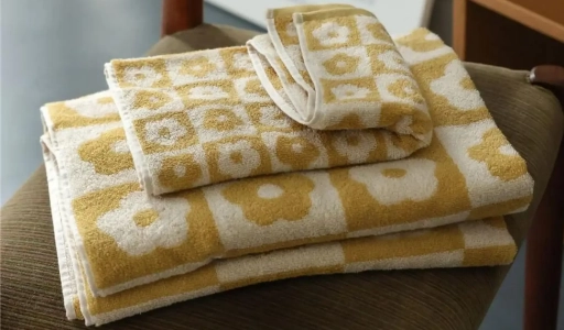 Floral Pattern Towels